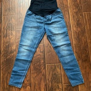 Maternity jeans by Isabel & Ingrid. Size 6